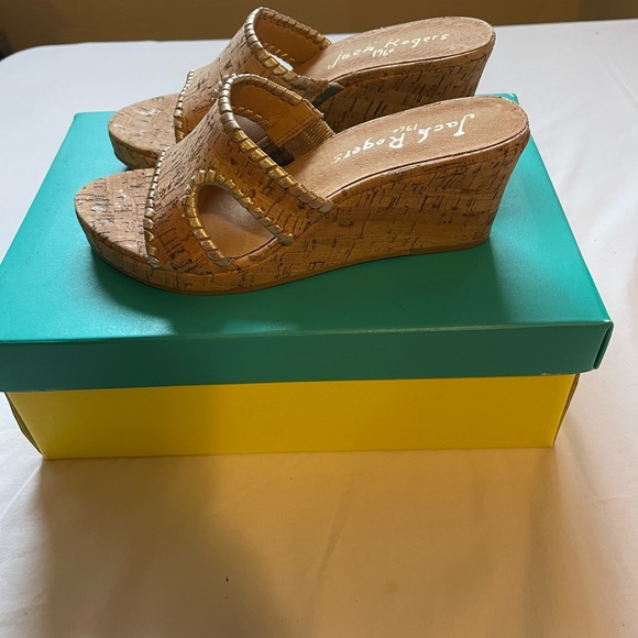 Jack Rogers Sloane Mid Wedge. Size 6 - Picture 5 of 8